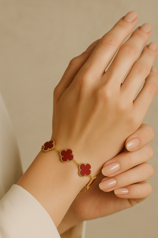 High quality clover flowers bracelet